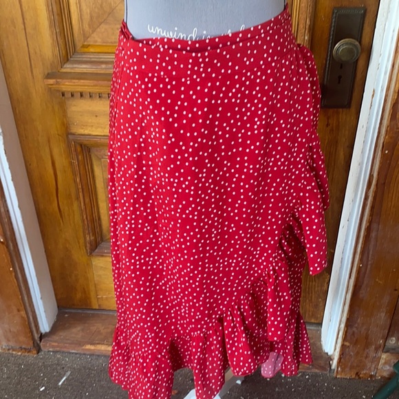 Dresses & Skirts - 🔥NWOT Red Polkadot boho wrap skirt🔥
